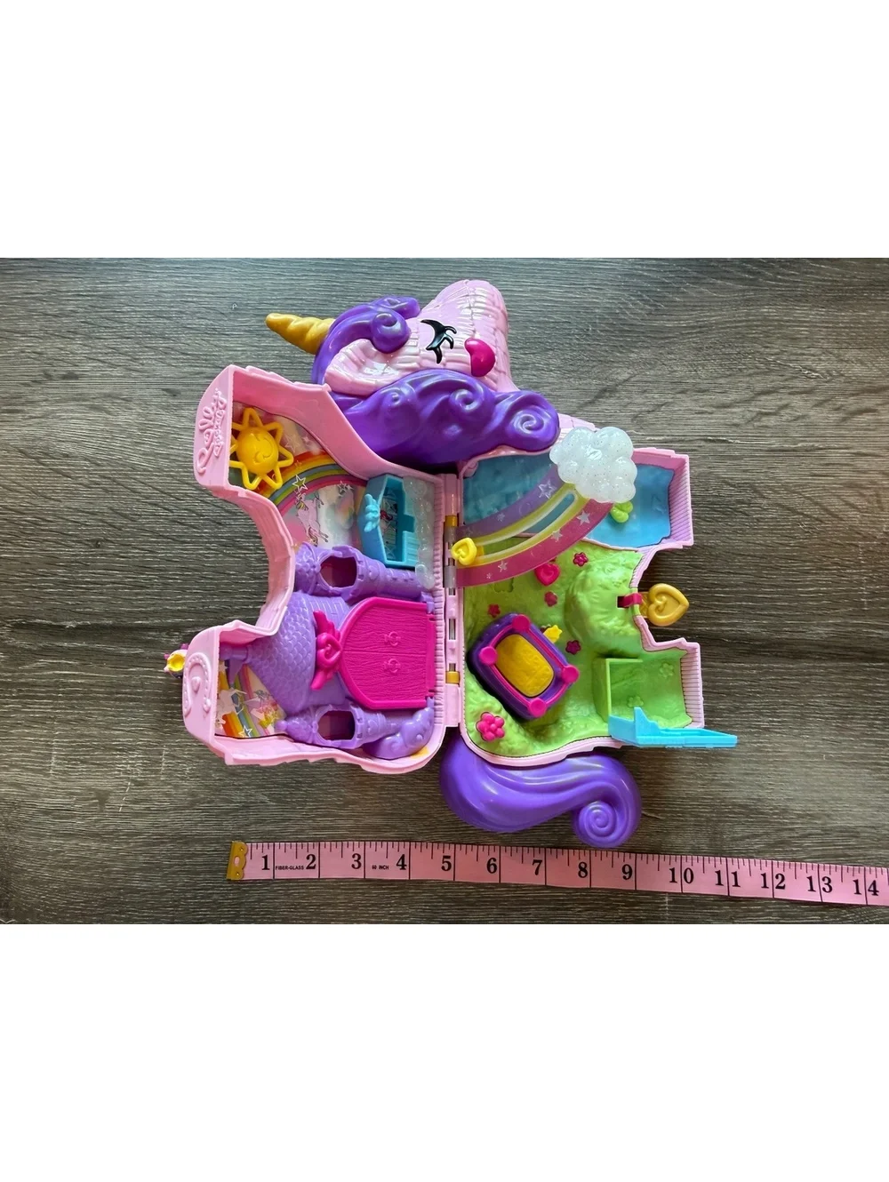Polly Pocket Unicorn Purse Compact Playset 2019 Mattel GKL24 w/ 1 hatchimal